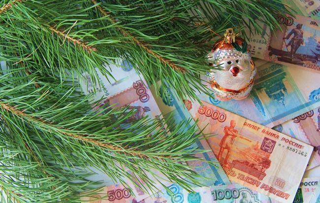 Всем пенсионерам готовят выплату 15 000 рублей к Новому году: когда озвучат решение