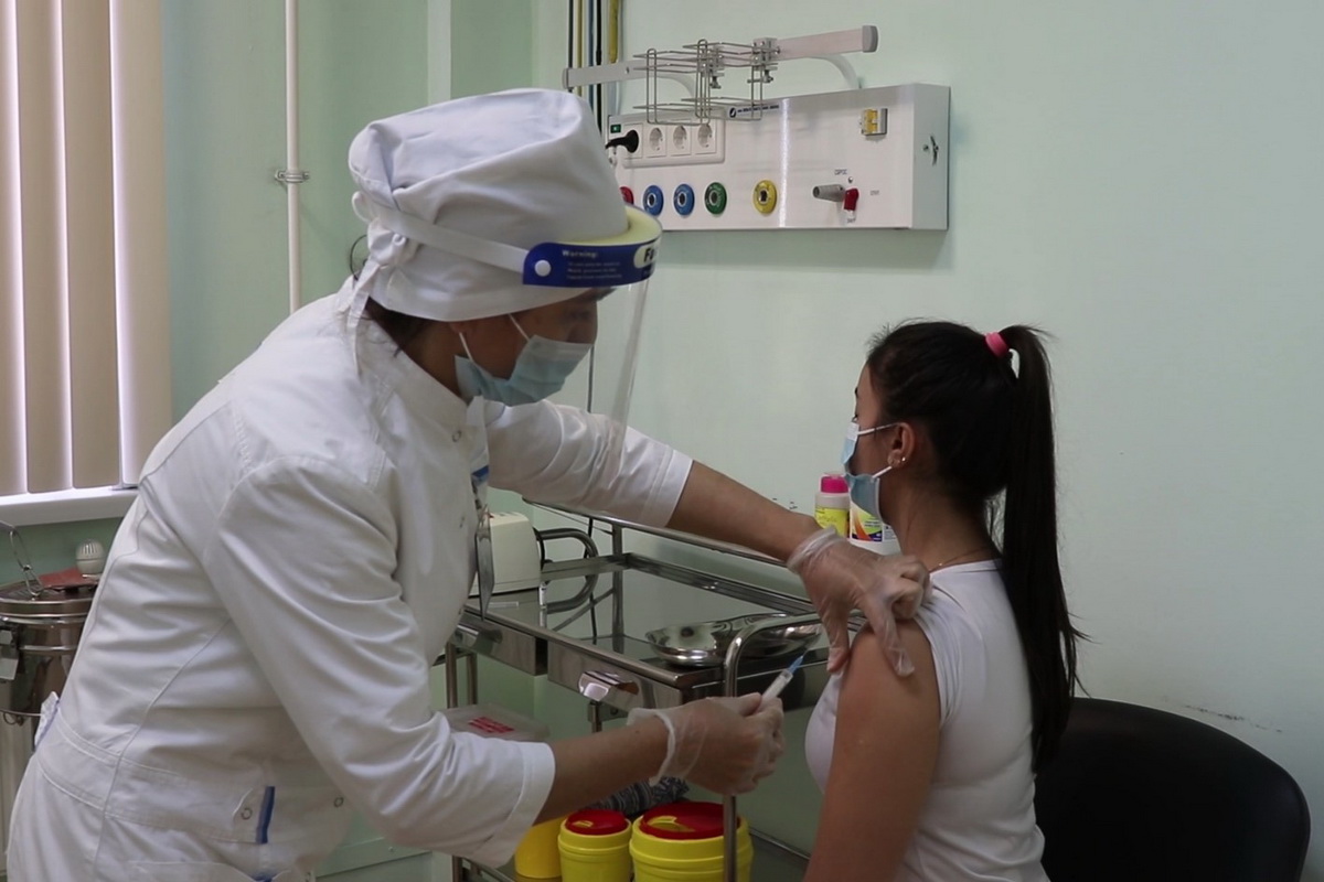 В Госдуму внесли законопроект об обязательной вакцинации от коронавируса