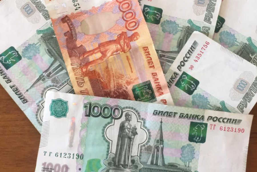 Россиянам сообщили радостную новость: получат полные 10 000 рублей
