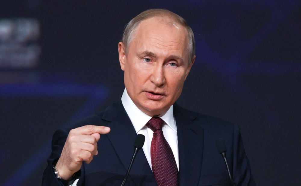 Путина хотят убедить ввести обязательную вакцинацию